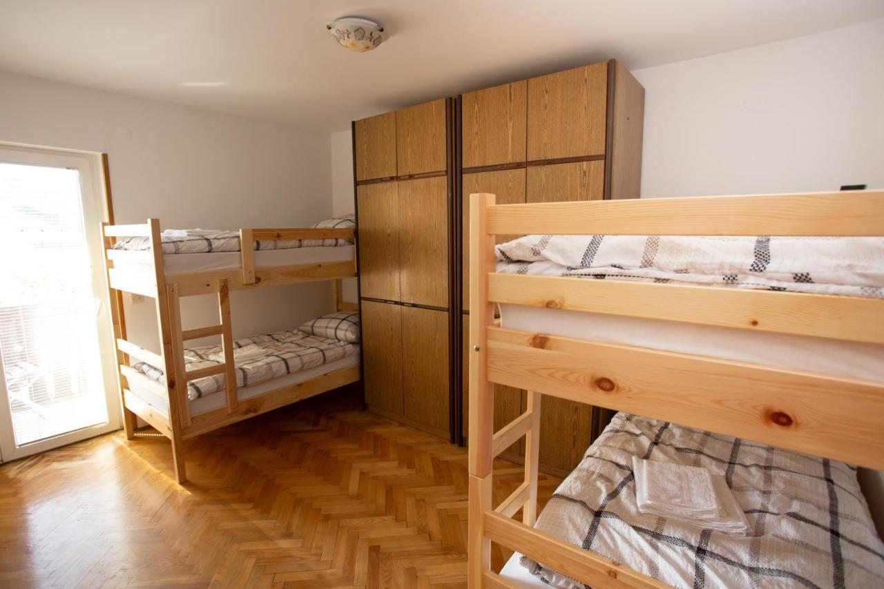 Hostel Lakebled Room photo